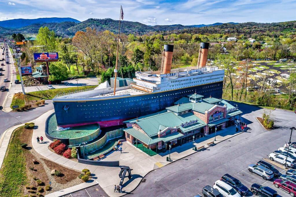 Holiday home Lazy Fox Retreat Sevierville