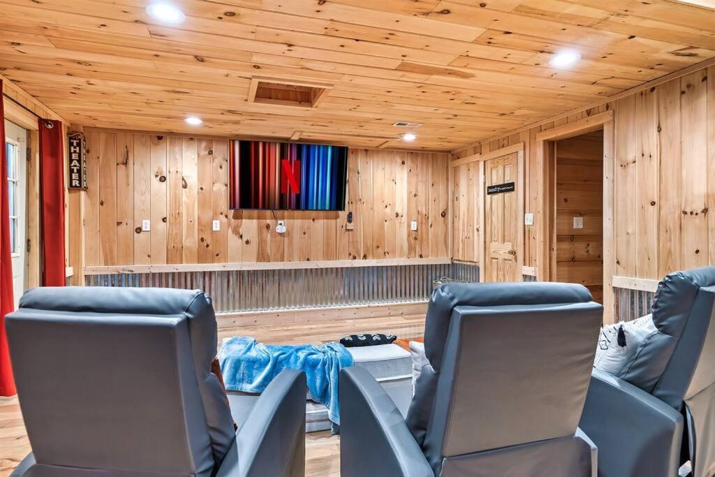 Holiday home Lazy Fox Retreat Sevierville